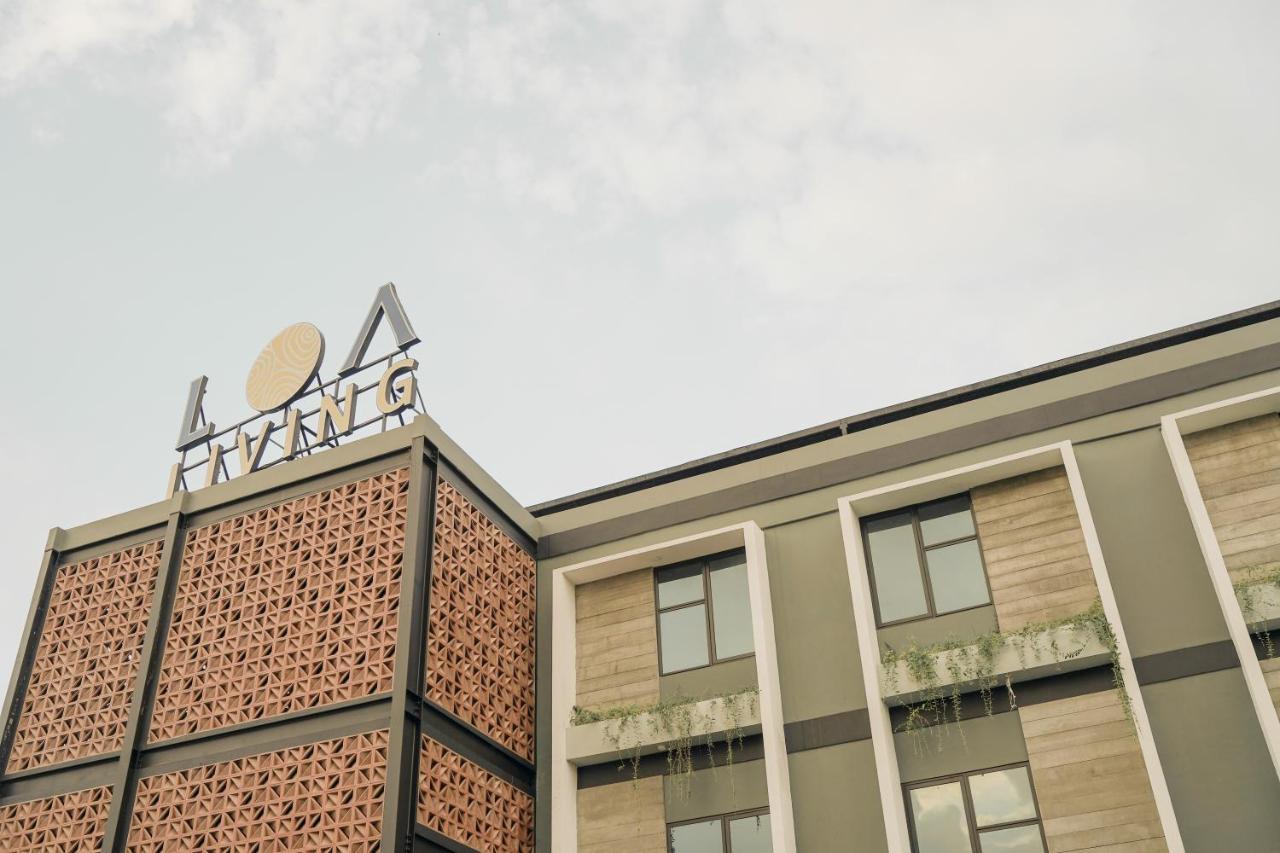 Hotel Loa Living Solo Baru à Grogol Extérieur photo