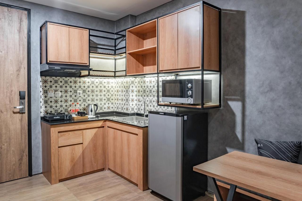 Hotel Loa Living Solo Baru à Grogol Extérieur photo