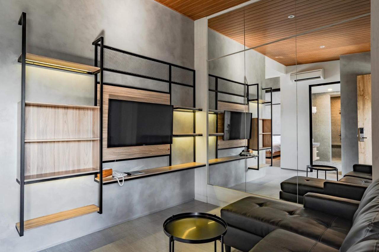 Hotel Loa Living Solo Baru à Grogol Extérieur photo